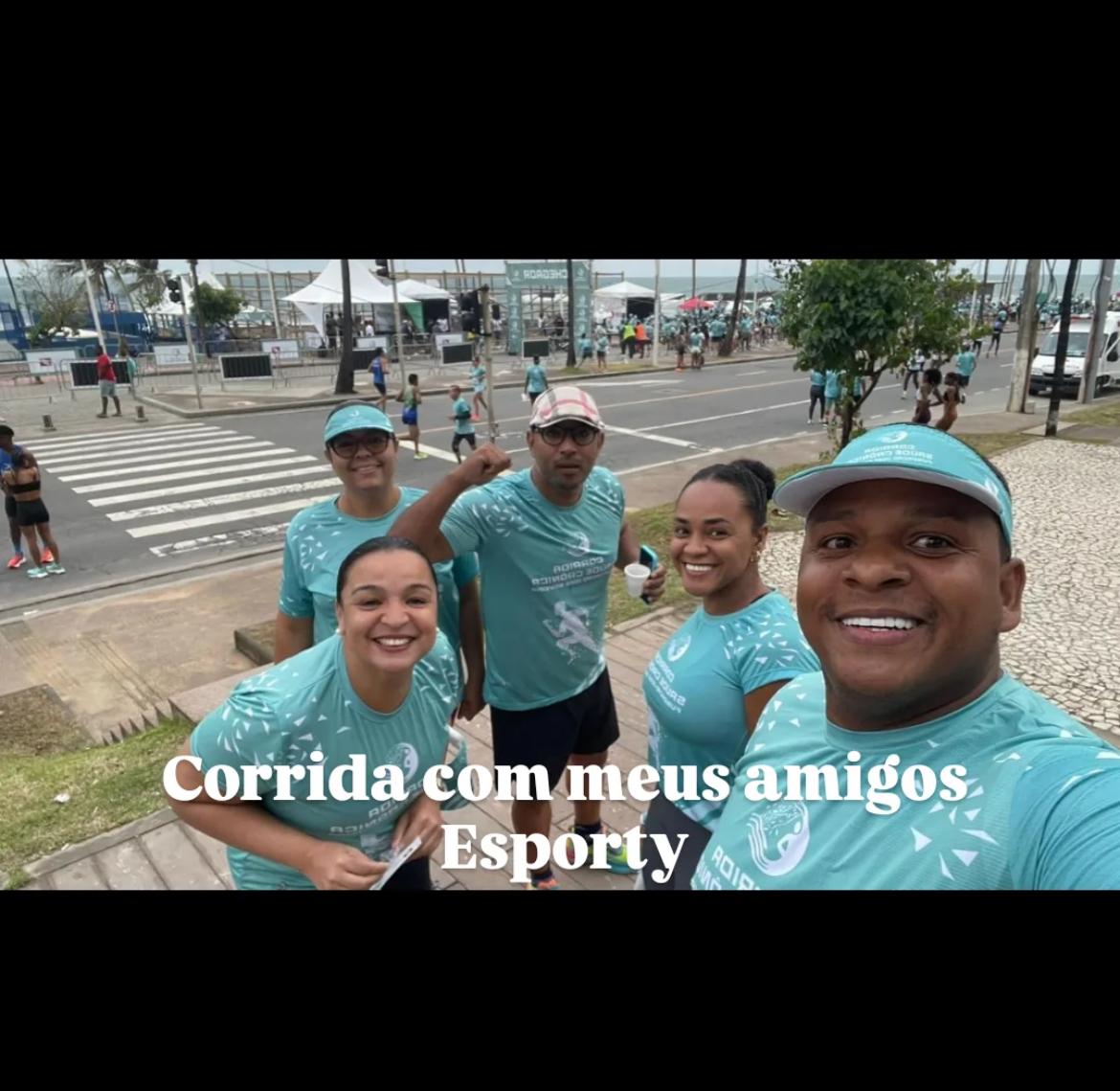 Alunos praticando Jiu-Jitsu